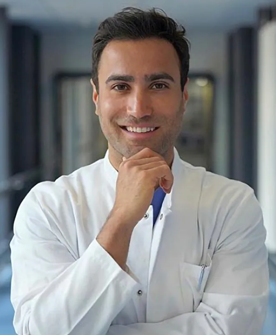 Dr. med. Pouyan Yary